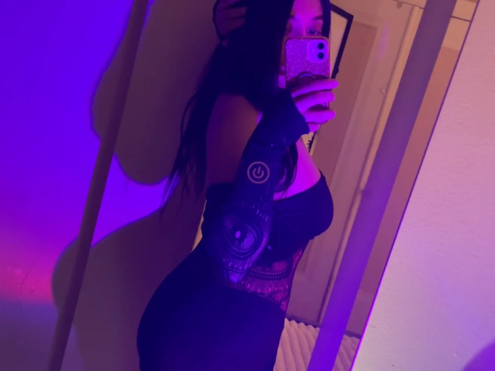 No.41 on Top Cam2Cam Sex Models Marathon Streamers Today — Heyalexaaa_love — 2026-06-11 23:48 UTC