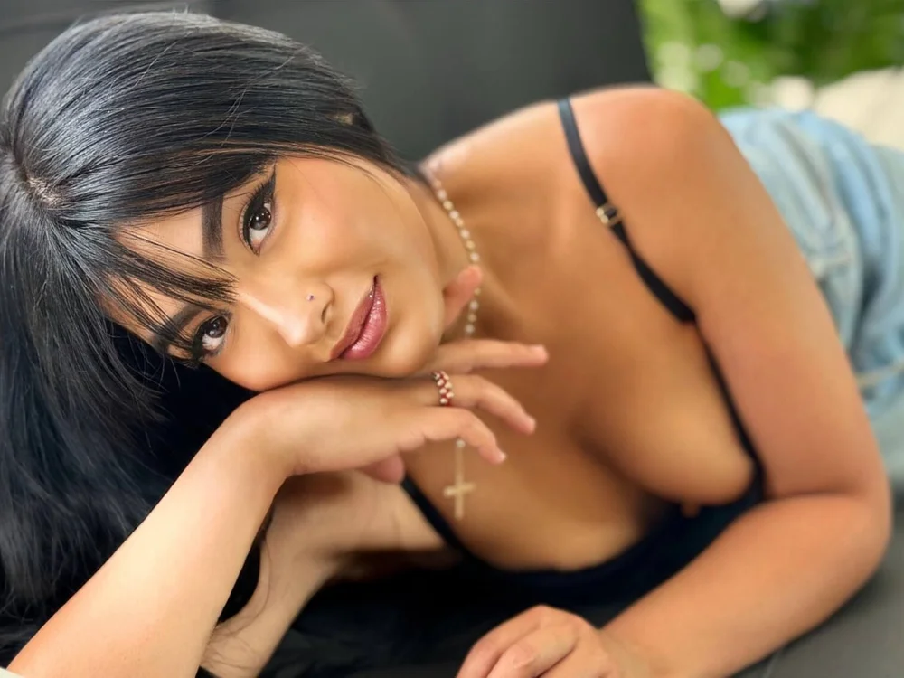HeyScarletXXX is No.66 on Cam2Cam Sex Models on the Rise Today (2026-07-28 05:45 UTC)