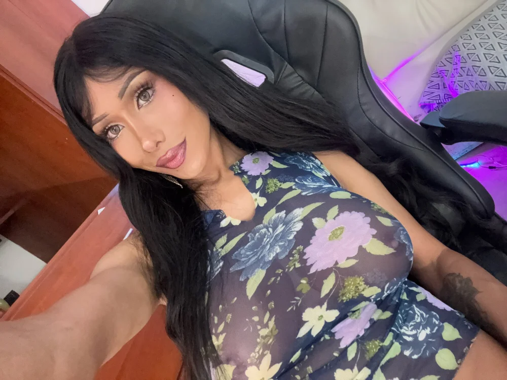ivannapretyts is No.34 on Hottest Cam Models Online Right Now (2026-10-10 23:00 UTC)