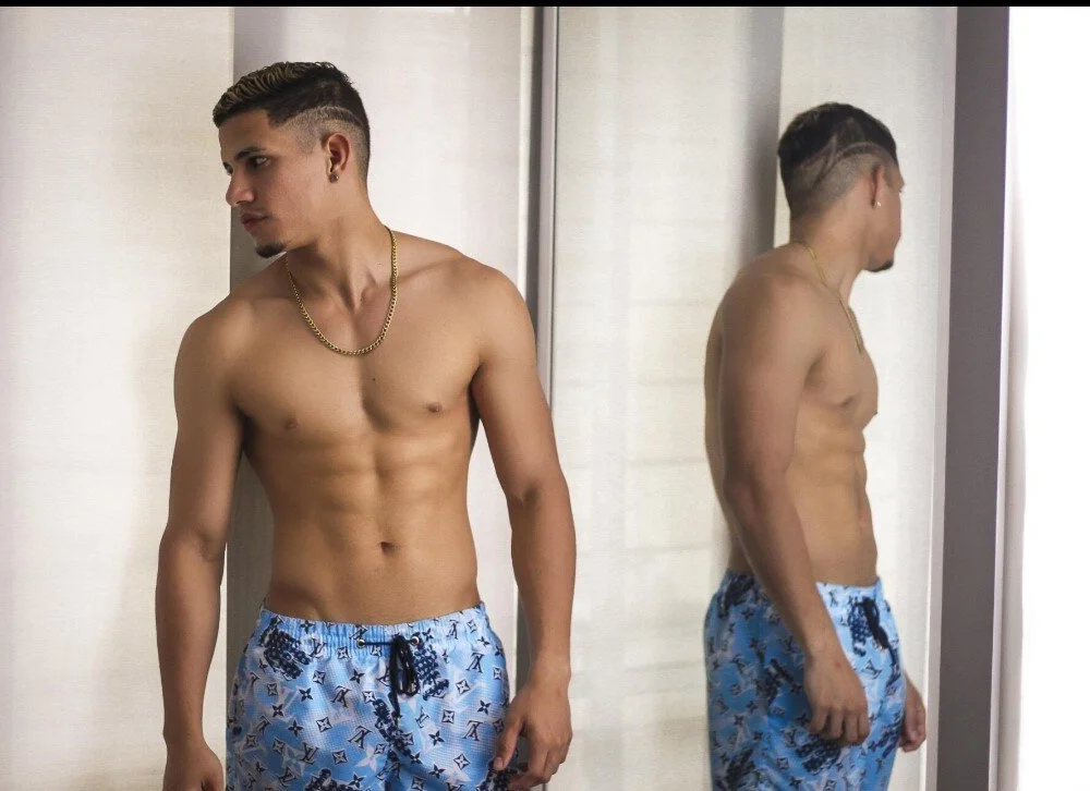 jhonnysnow17 is No.72 on New Smoking Cams & Fresh Faces (2026-07-20 20:30 UTC)