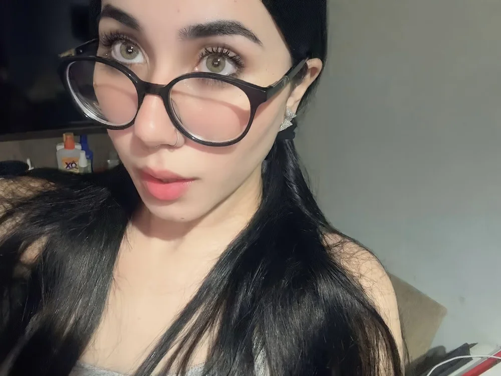 juliacosta is No.19 on Hottest Cam Girls Right Now (2026-07-16 02:00 UTC)