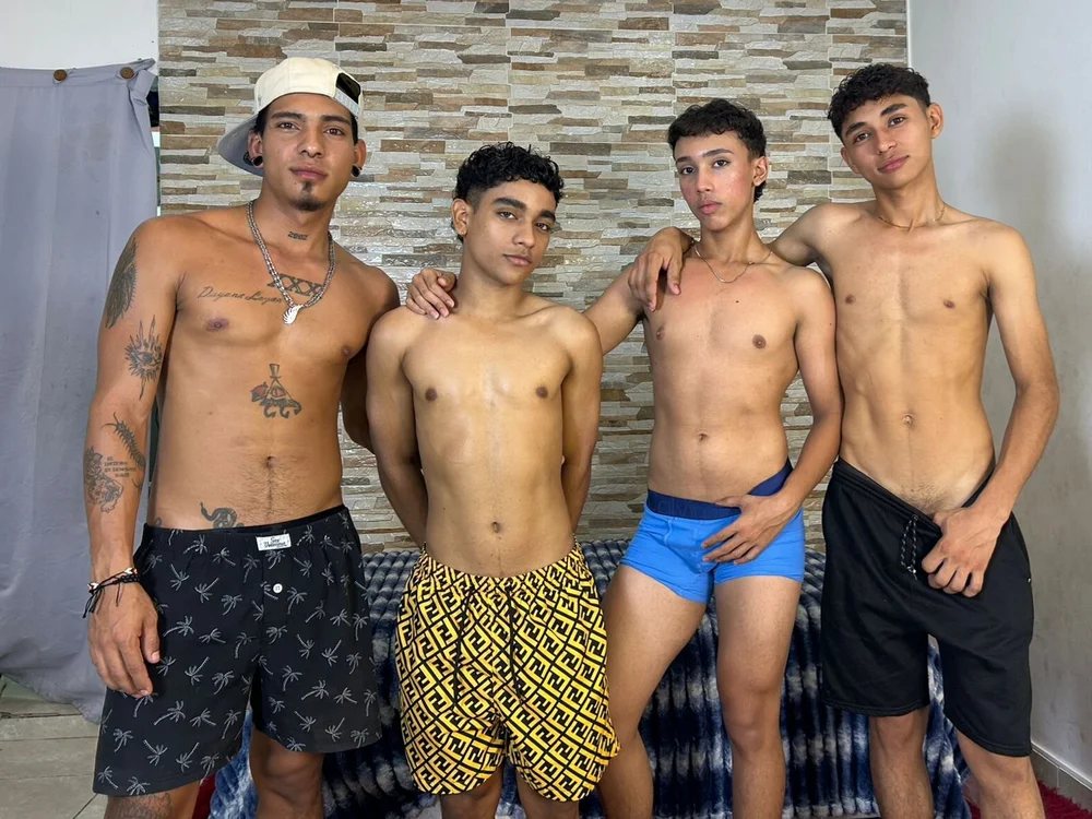 No.40 on Top Cam Models Online Now — kinkyhousexxxx — 2026-06-23 14:30 UTC