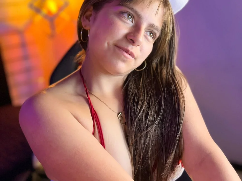 Kitten_Cam is No.32 on Top Cam Models This Week (2026-07-14 00:01 UTC)