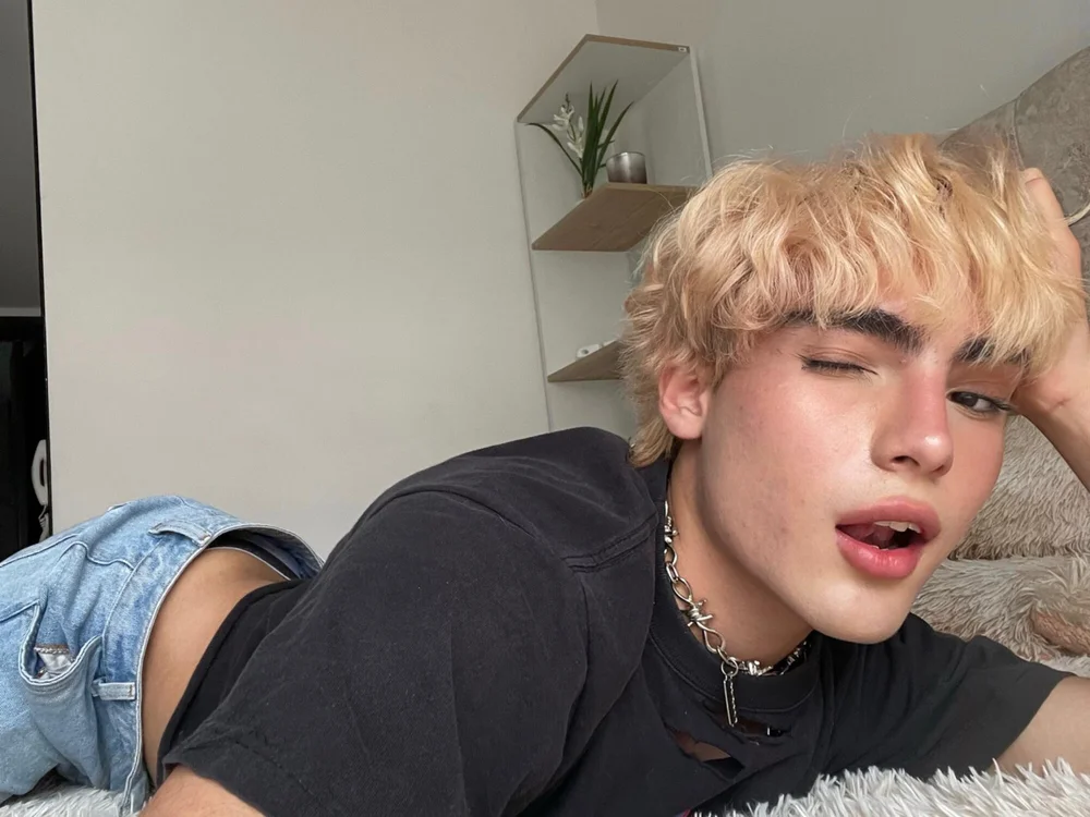 No.69 on Top Cam2Cam Sex Models Marathon Streamers Today — KittySkirtt1 — 2026-06-14 13:12 UTC