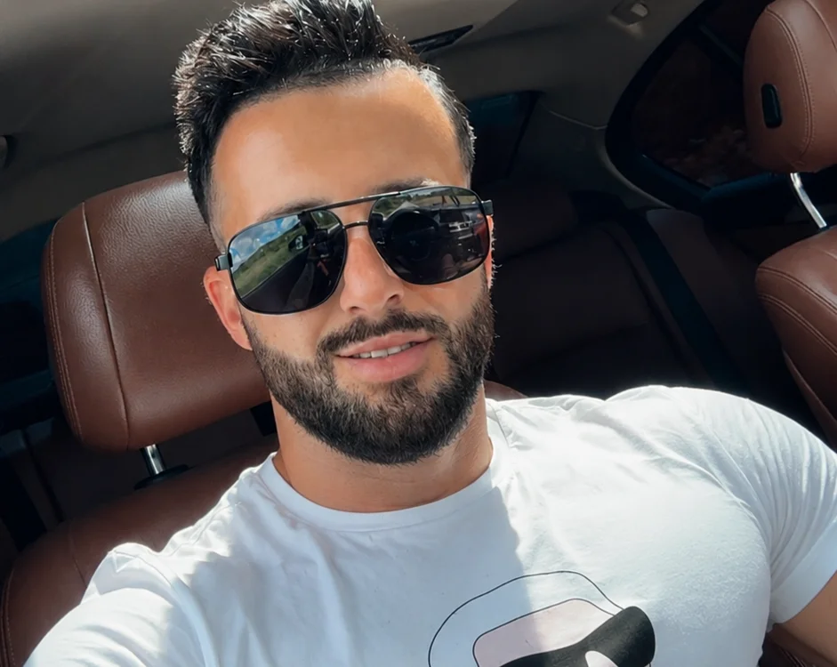 Kosminkom is No.39 on Most Frequent Cam Streamers Today (2026-09-23 23:45 UTC)