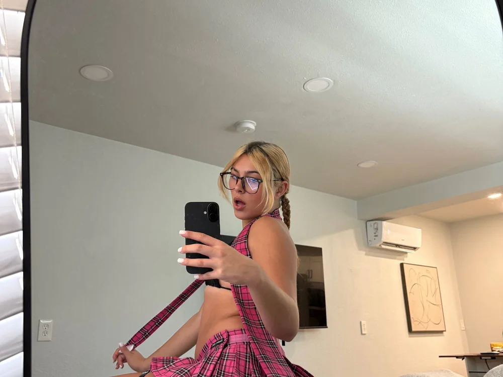 No.58 on Top Cam2Cam Sex Models Most Consistent Today — Lalaaxo — 2026-06-25 05:45 UTC
