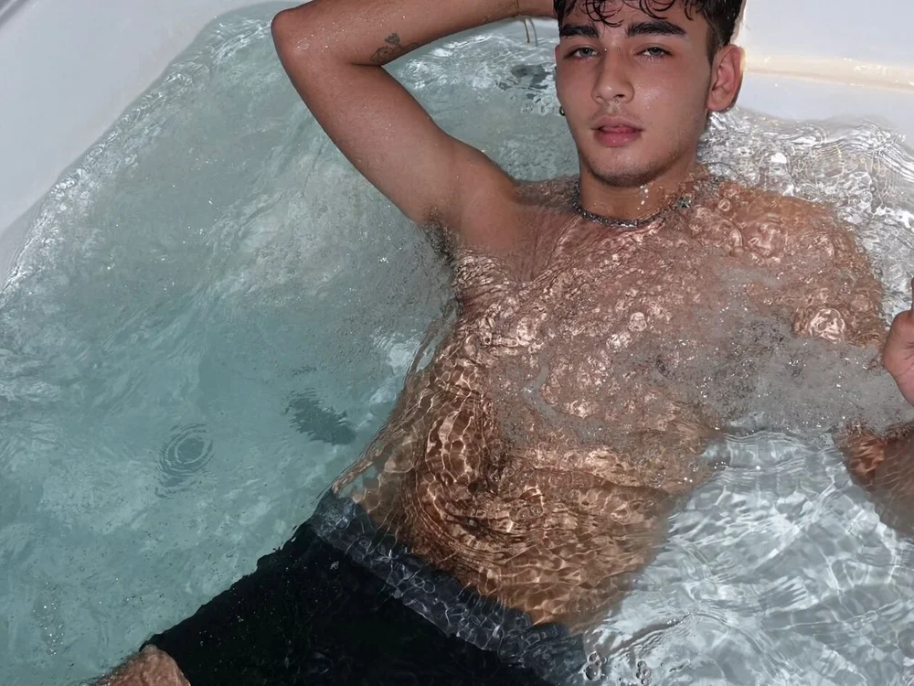 LiamBlake_ is No.72 on Flirt Cams Making a Comeback Today (2026-07-12 13:27 UTC)