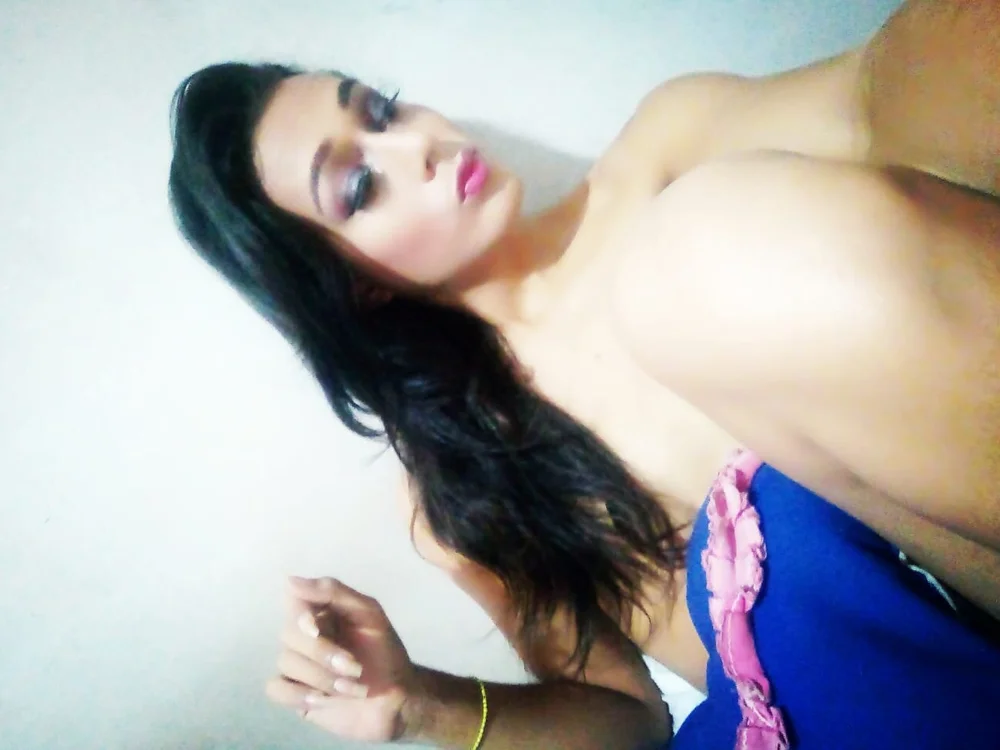 LorenAngie is No.34 on Cam Models Making a Comeback (2026-07-05 04:00 UTC)