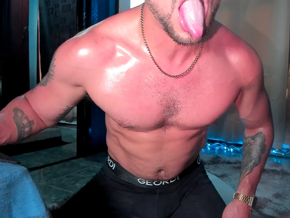 LucasGaeel is No.11 on Cam Models Making a Comeback (2026-09-28 04:15 UTC)