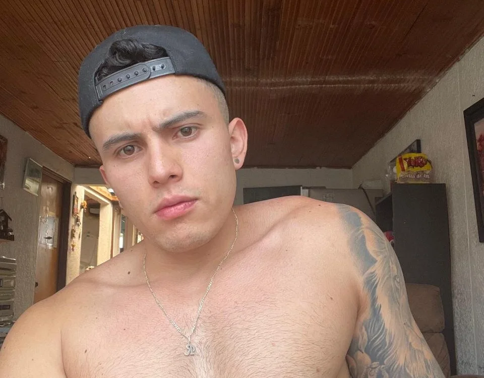 No.4 on Hottest Cam Models Online Right Now — LucasJewely — 2026-06-22 23:45 UTC