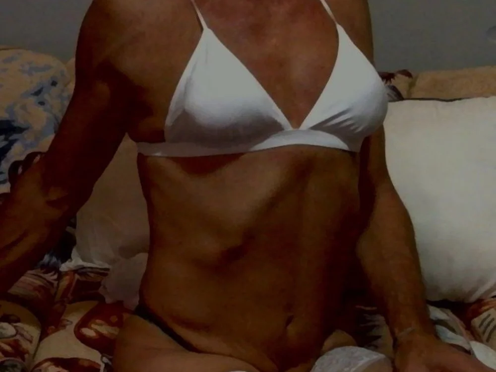 Luvthecam2model is No.19 on Top Cam Models Online Now (2026-09-25 23:00 UTC)