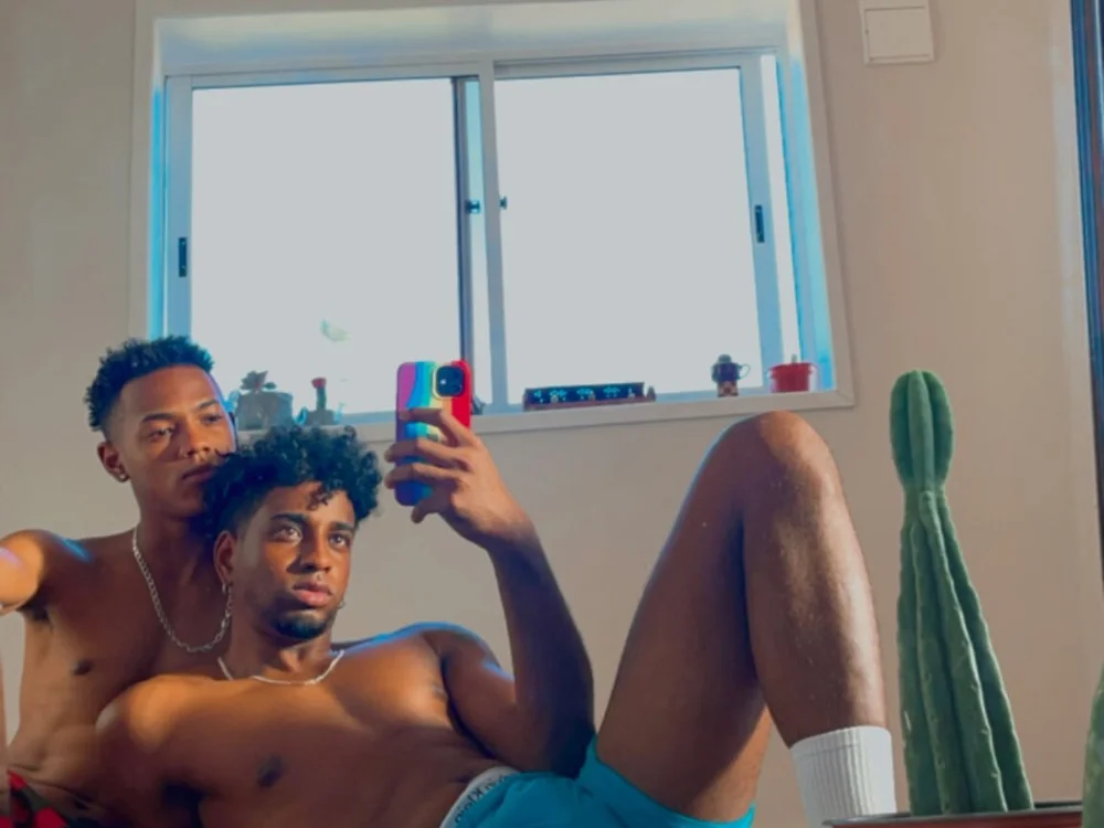Mensblacksexy22 is No.12 on Latina Cams Making a Comeback Today (2026-07-22 00:01 UTC)