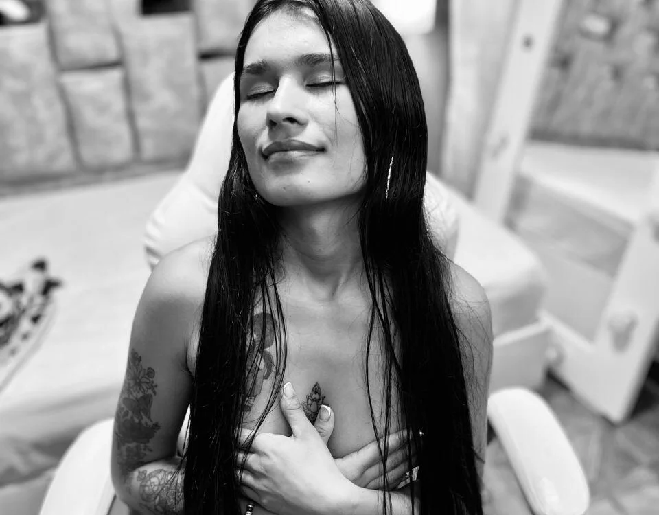 Mia_King_ is No.54 on Top Cam2Cam Sex Models Making a Comeback Today (2026-06-23 21:45 UTC)