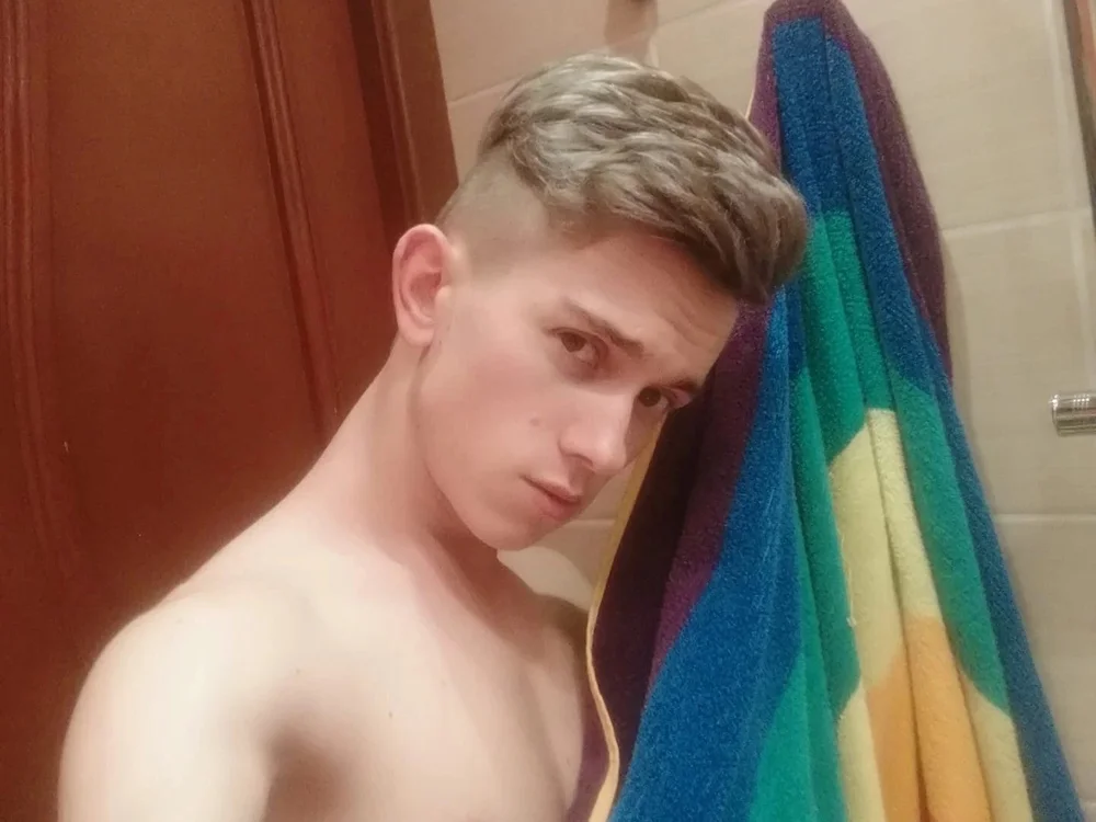 No.37 on Top Cam2Cam Sex Models Making a Comeback Today — Miless_Cooper — 2026-06-14 13:12 UTC
