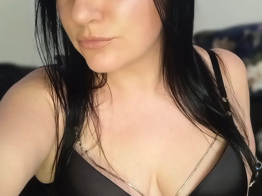 Natacha_sweden is No.48 on Top Cam Girls Online This Month (2026-07-01 17:45 UTC)