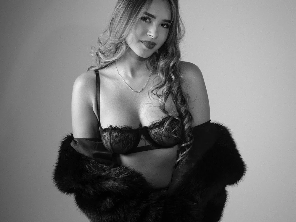 No.30 on Top Cam Models This Week — Natalia__vidal — 2026-06-22 01:01 UTC