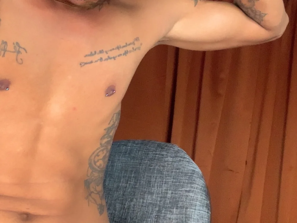 NeomarErick is No.25 on Latina Cams Making a Comeback Today (2026-07-22 23:16 UTC)