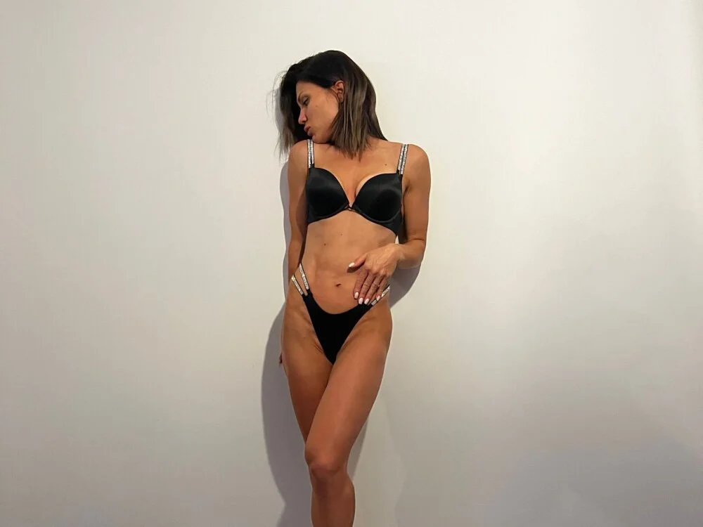 No.77 on Top Cam2Cam Sex Models Most Consistent Today — OksanaOcean — 2026-06-13 10:00 UTC