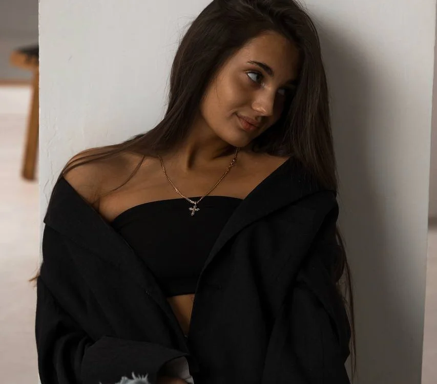No.53 on Top Cam Girls Most Consistent Today — PiquingOgalala — 2026-06-14 08:16 UTC