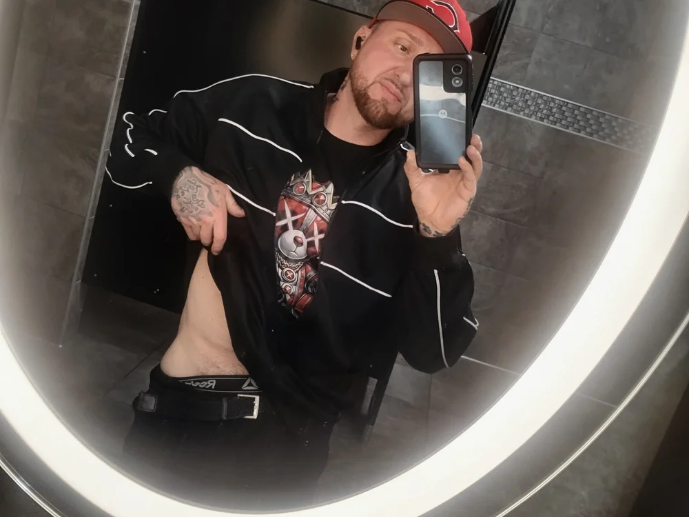 priceC411 is No.15 on Most Frequent Cam Streamers Today (2026-07-30 23:01 UTC)