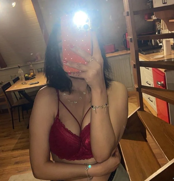 Raahafe is No.66 on Hottest Cam Girls Right Now (2026-07-03 23:30 UTC)
