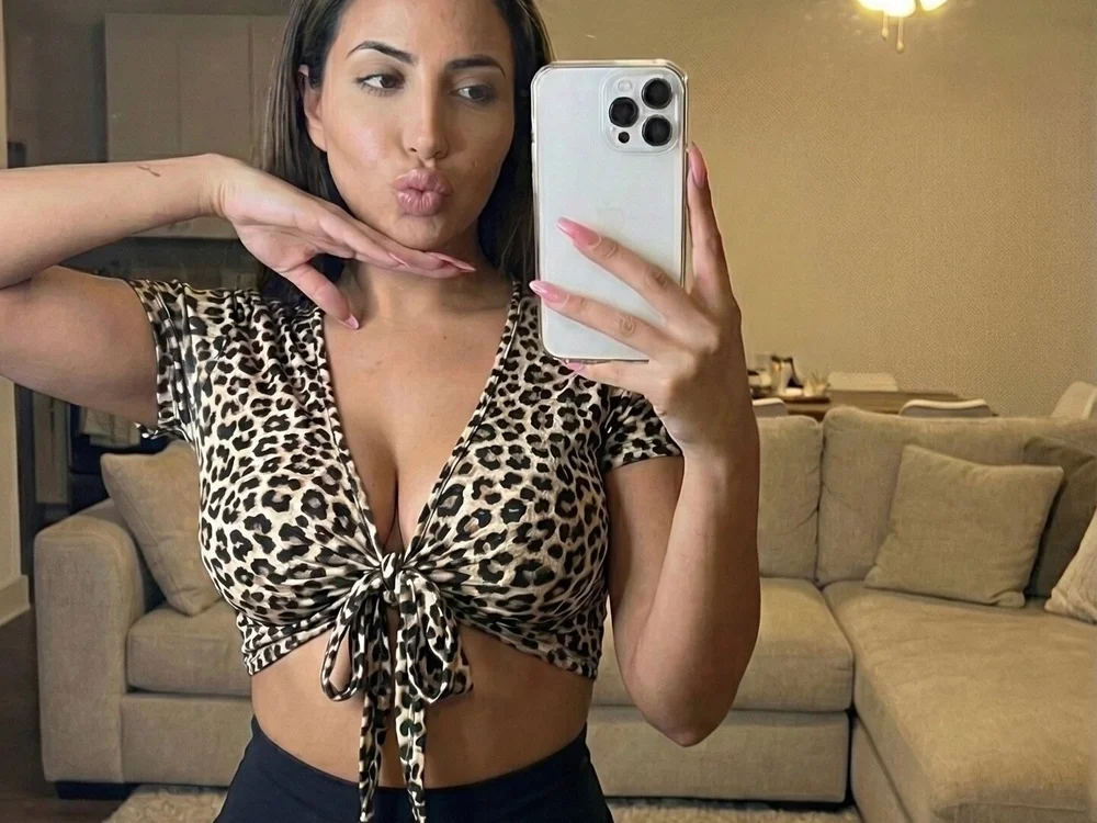 No.58 on Top Cam2Cam Sex Models Hot Right Now — Rabab_Queen — 2026-06-10 02:00 UTC