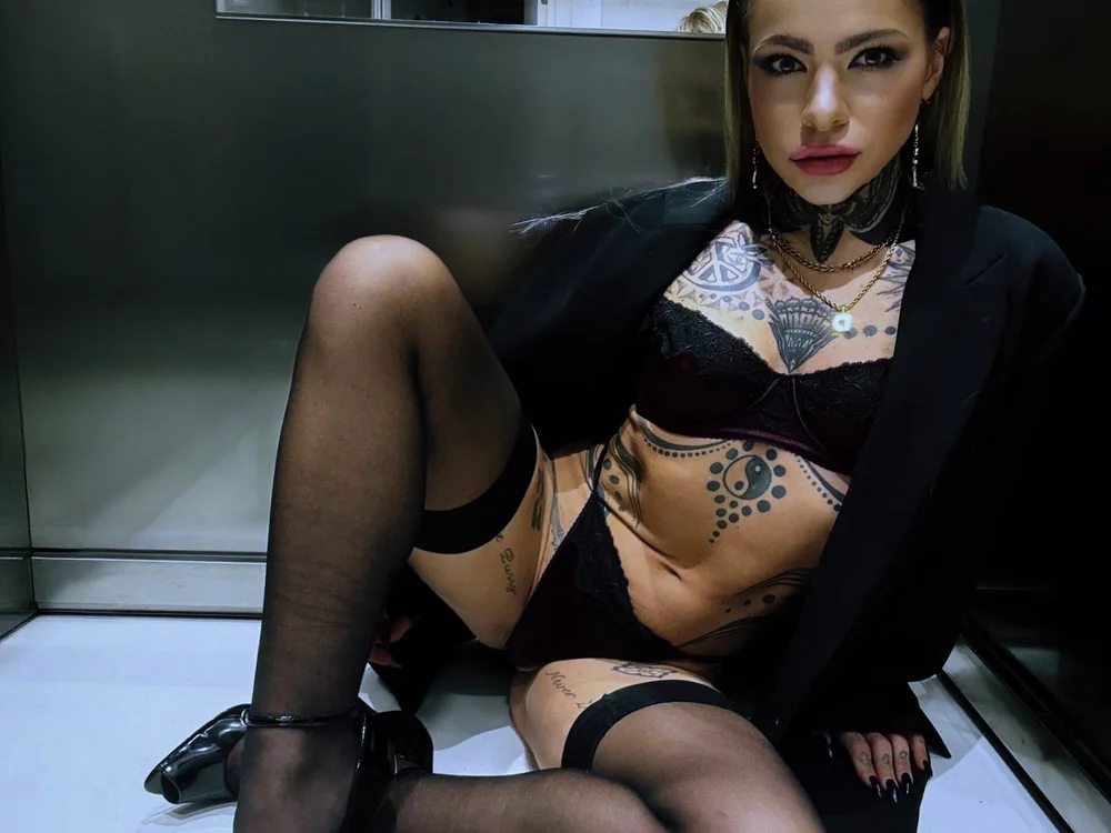 RAWXII is No.57 on Cam2Cam Sex Models on the Rise Today (2026-07-13 05:15 UTC)