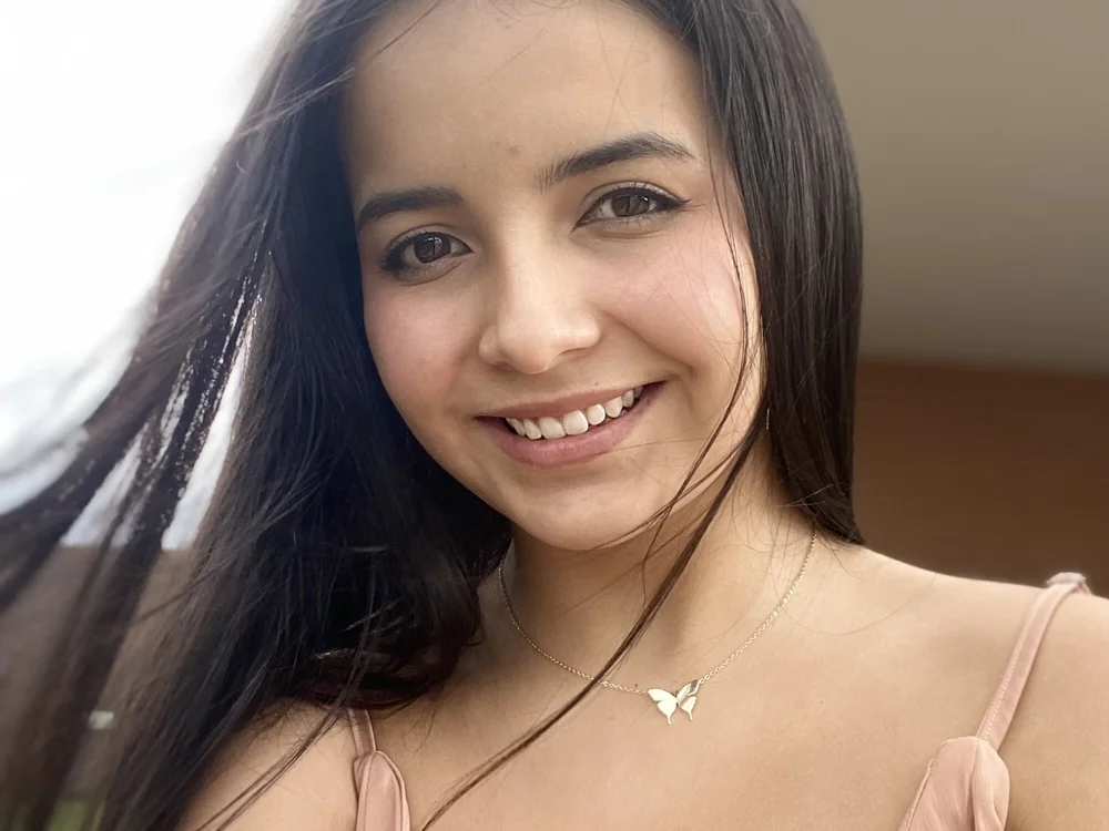 No.17 on Top Cam2Cam Sex Models Making a Comeback Today — Raychell_Black — 2026-06-28 19:48 UTC