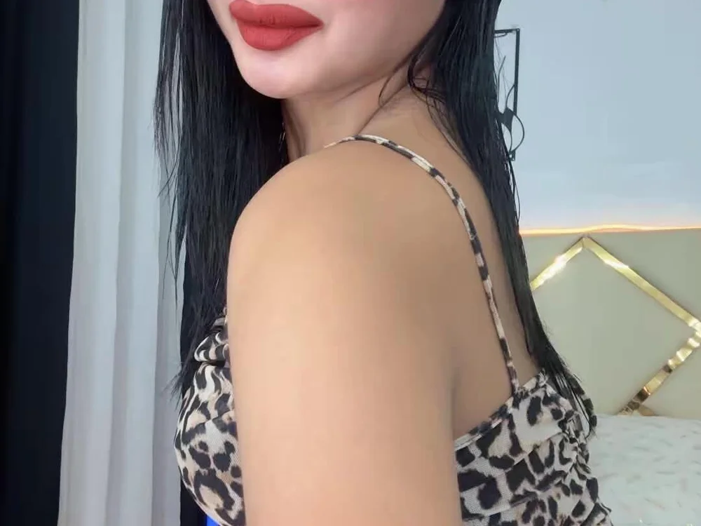 Reika_Wakumi is No.19 on Top Cam Models Online Now (2026-08-24 06:31 UTC)