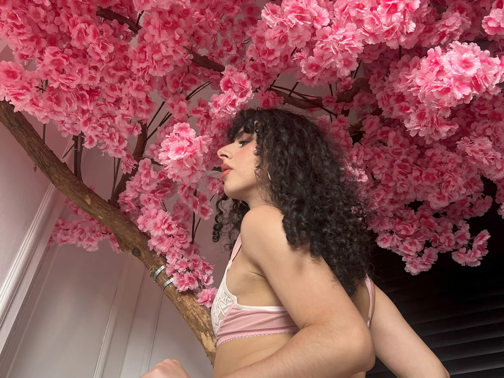 No.67 on Top Cam2Cam Sex Models Most Consistent Today — roselinedior — 2026-06-23 21:45 UTC