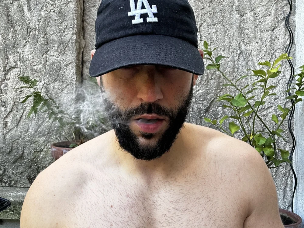 roylarry is No.40 on Hottest Cam Models Online Right Now (2026-09-27 23:45 UTC)