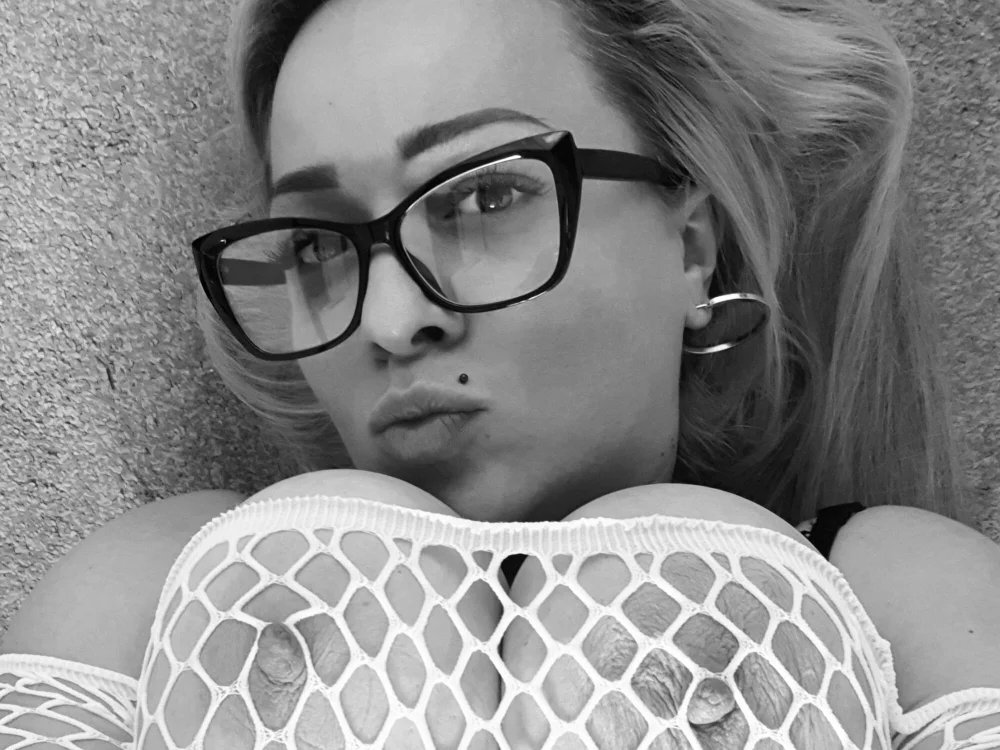 RuxyHuge42ETT is No.1 on Cam Girls Making a Comeback Today (2026-07-18 05:15 UTC) RuxyHuge42ETT is No.1 on Cam Girls Making a Comeback Today (2026-07-18 05:15 UTC)