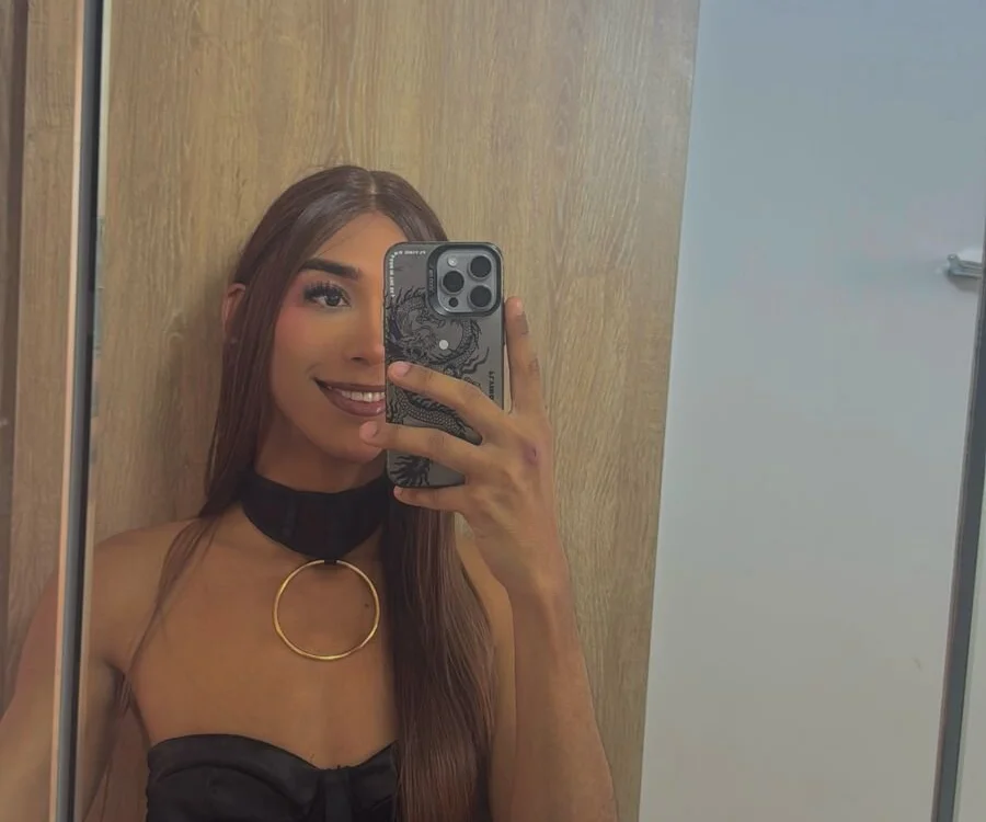 sarah_pierce is No.14 on Rising Cam Models Today (2026-07-28 04:30 UTC)