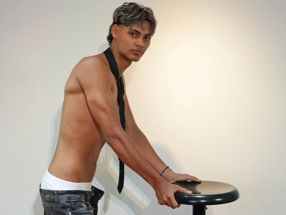 Seductive_BoysW is No.23 on Hottest Cam Models Online Right Now (2026-07-13 22:45 UTC)