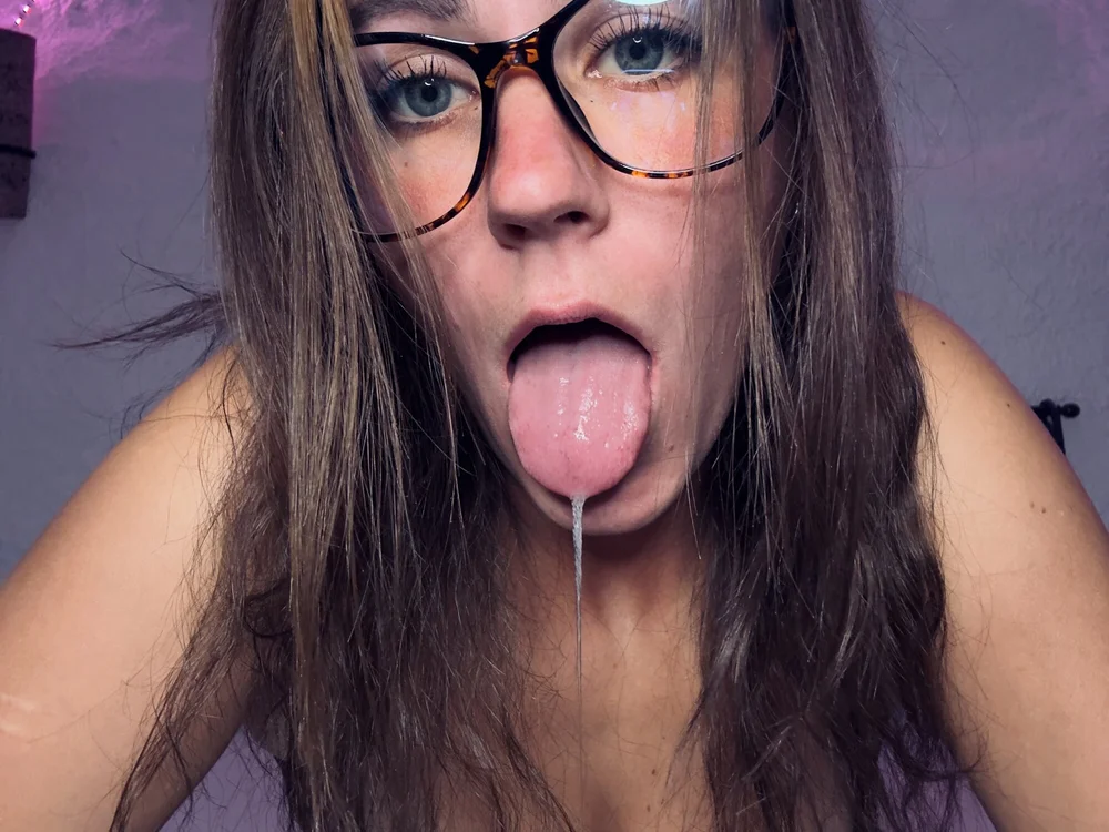 selenaluvv is No.75 on Most Watched Cam Girls Today (2026-07-18 11:30 UTC)