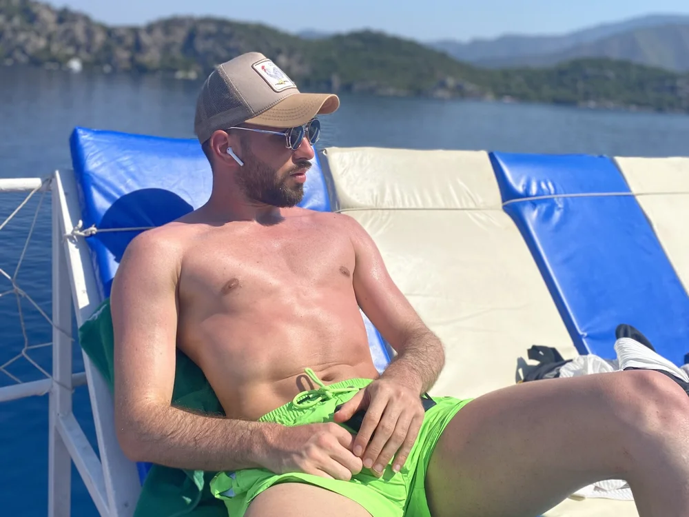 speddy34 is No.39 on Cam Models Making a Comeback (2026-10-16 23:45 UTC)