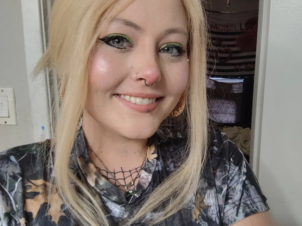 SpiderRose444 is No.17 on Most Frequent Cam Streamers Today (2026-08-07 23:16 UTC)