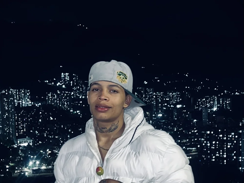 Sr-Juankofc is No.12 on Hottest Cam Models Online Right Now (2026-08-24 23:47 UTC)