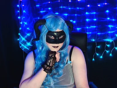 No.25 on Top Cam2Cam Sex Models by Time Slot Today — StarshineMoonspark — 2026-06-08 23:02 UTC