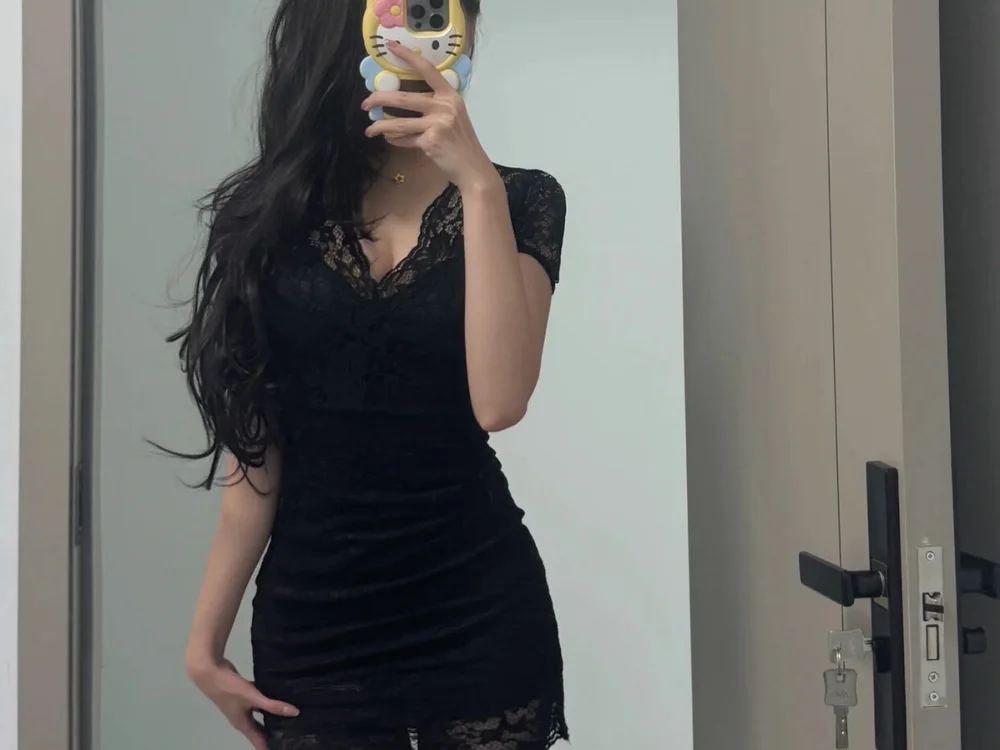 No.7 on Top Cam Girls Hot Right Now — Sunflower-77 — 2026-06-17 11:03 UTC