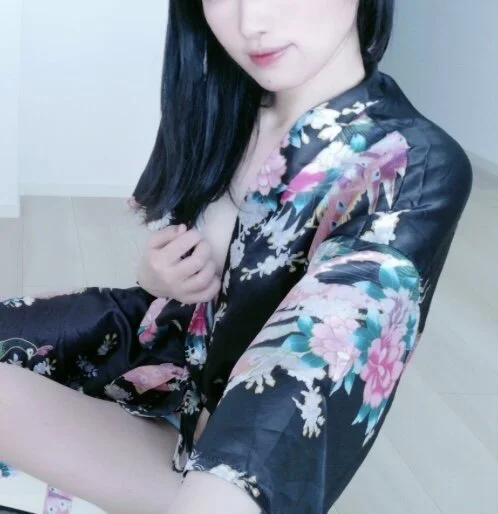SUxMIxRE is No.4 on Most Watched Cam Girls Today (2026-07-15 21:00 UTC)
