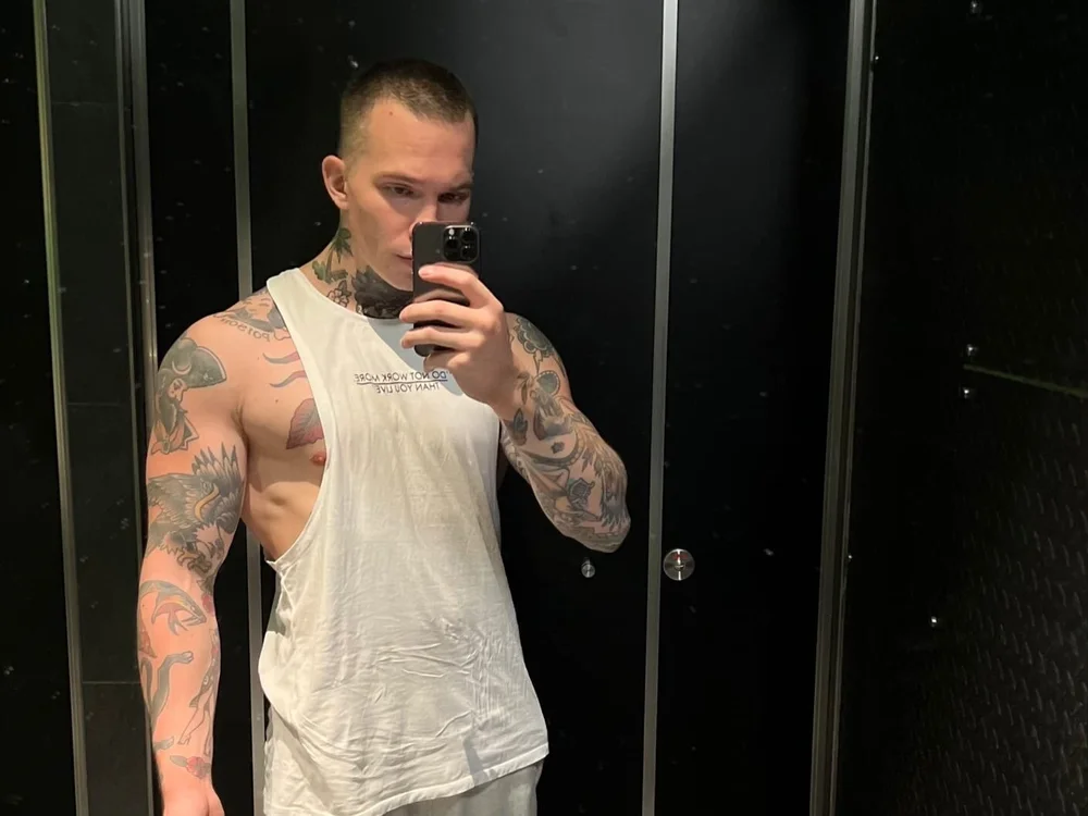 No.33 on Top Cam2Cam Sex Models Making a Comeback Today — Tommy_cat — 2026-06-25 07:00 UTC