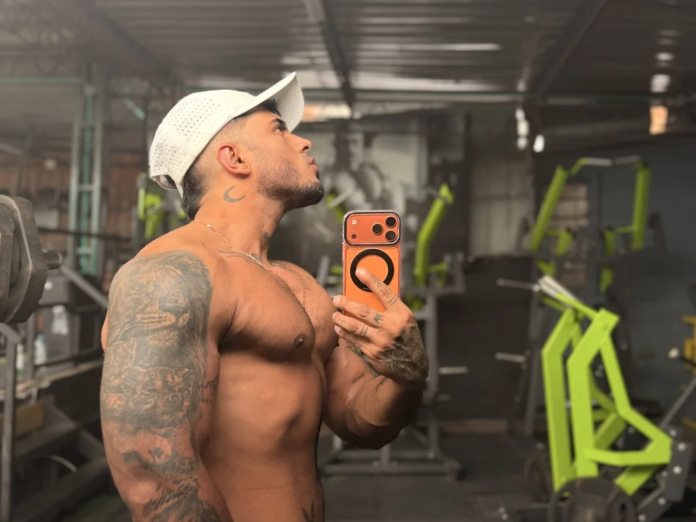 tony_newmen is No.4 on Hottest Cam Models Online Right Now (2026-08-26 23:01 UTC)