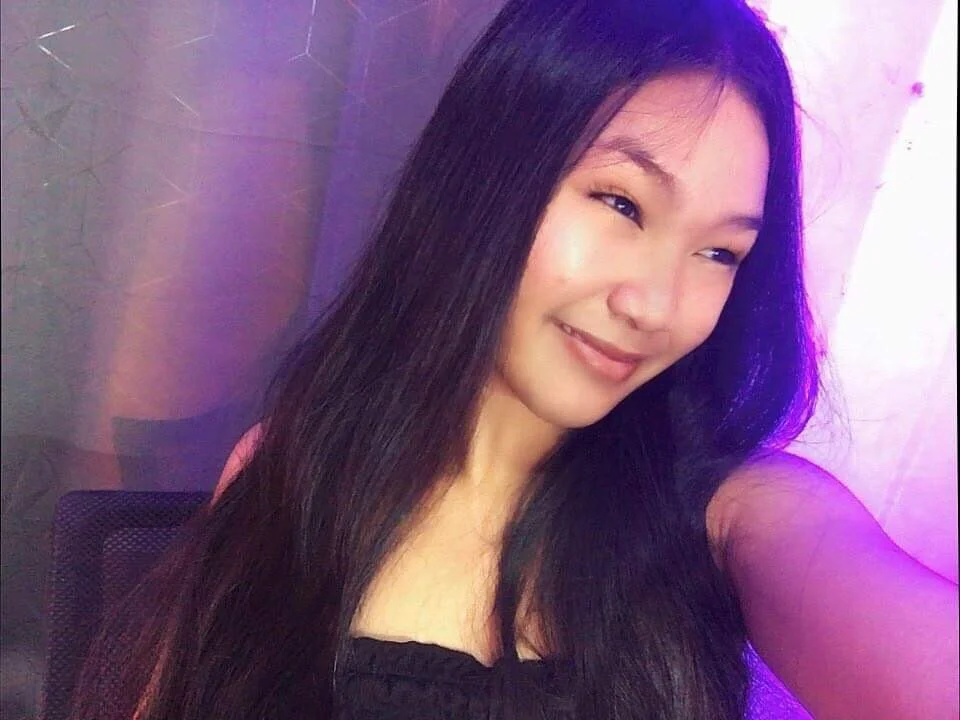 ursexy_babexx is No.26 on Rising Cam Models Today (2026-08-19 04:18 UTC)