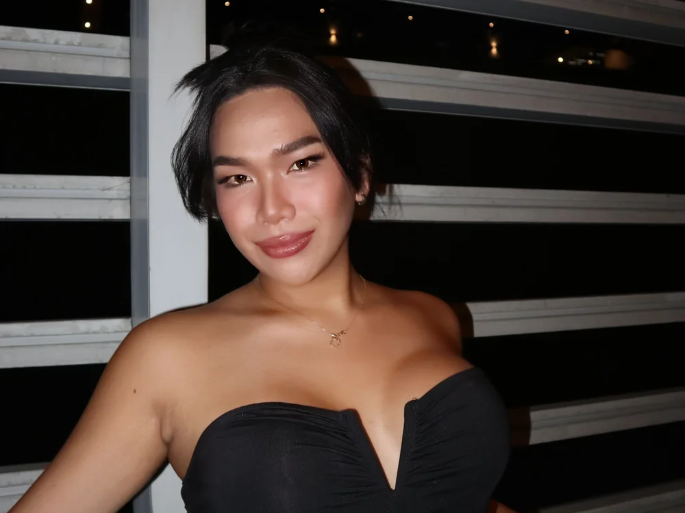 VictoriaWintour is No.20 on Cam2Cam Sex Models Making a Comeback Today (2026-07-17 15:30 UTC)