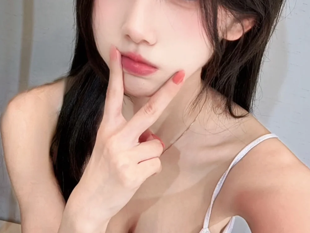No.24 on Rising Cam Models Today — xiaoxi---n — 2026-06-23 15:30 UTC
