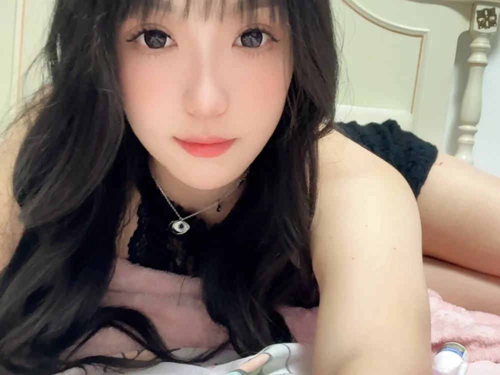 No.1 on Top Cam2Cam Sex Models by Peak Viewers Today — Yaya--728 — 2026-06-23 21:45 UTC