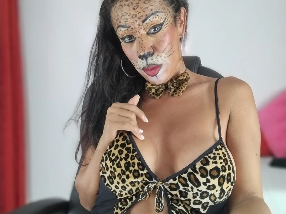 YOURSDEBORA is No.63 on Deepthroat Cams Making a Comeback Today (2026-07-20 20:30 UTC)