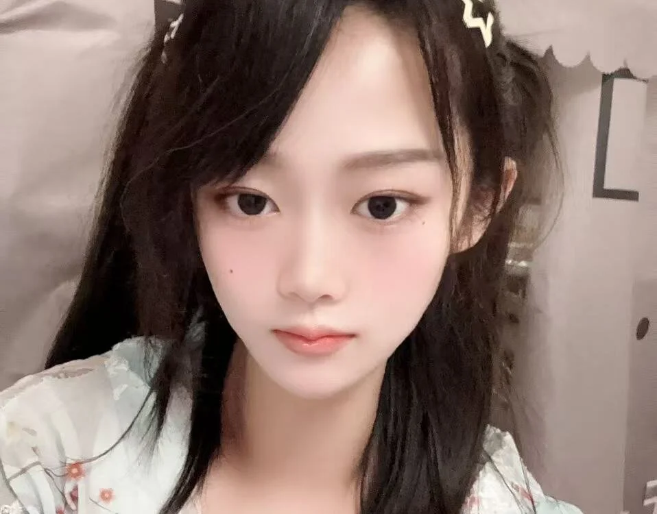 No.44 on Top Cam2Cam Sex Models Online Today — yueyue2003 — 2026-06-13 14:30 UTC
