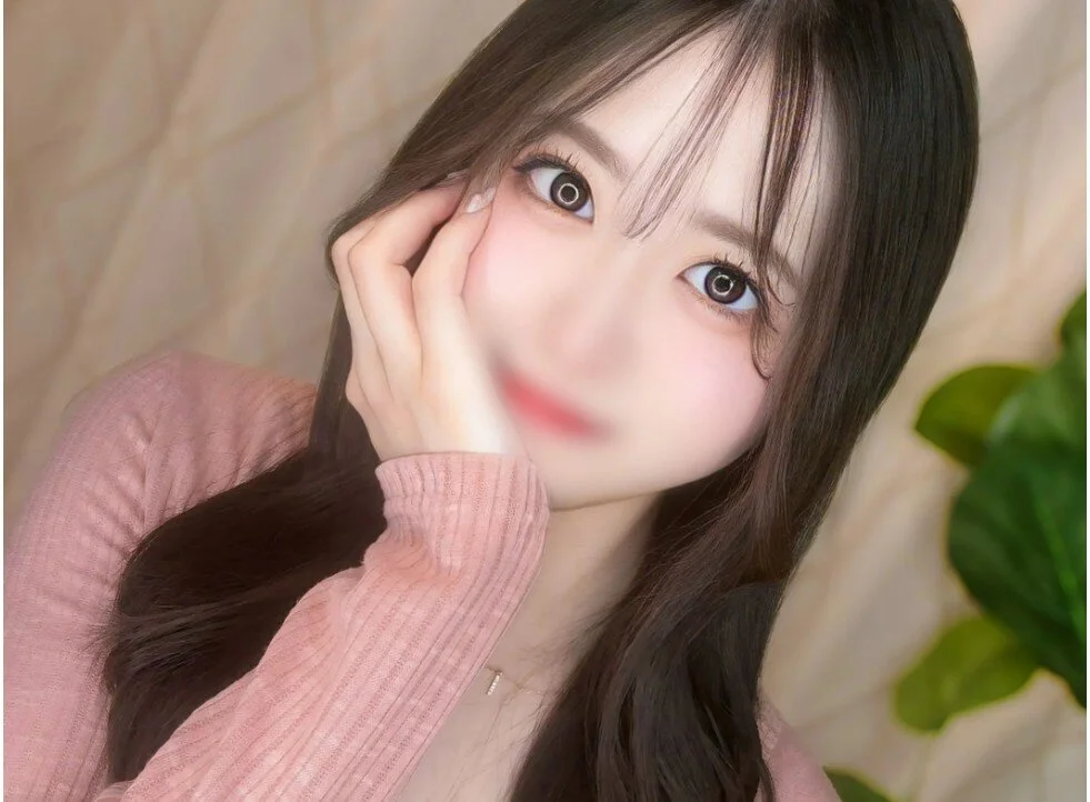 No.66 on Top Cam Girls Hot Right Now — Yuinyaaa — 2026-06-17 08:30 UTC